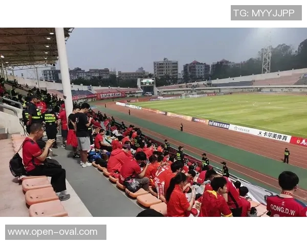 广州足球队在亚运会积分榜上以64分稳居第一名,展现强劲实力